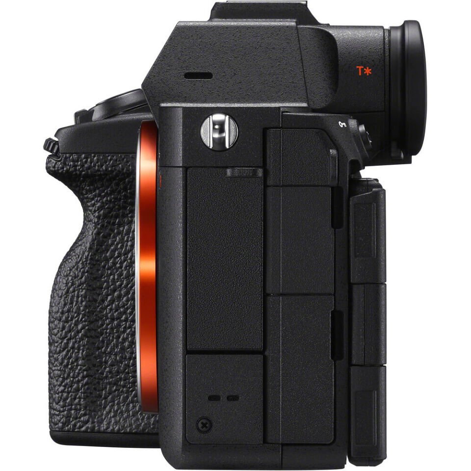 Sony A7R V Body Aynasız Fotoğraf Makinesi (İthalatçı Garantili)