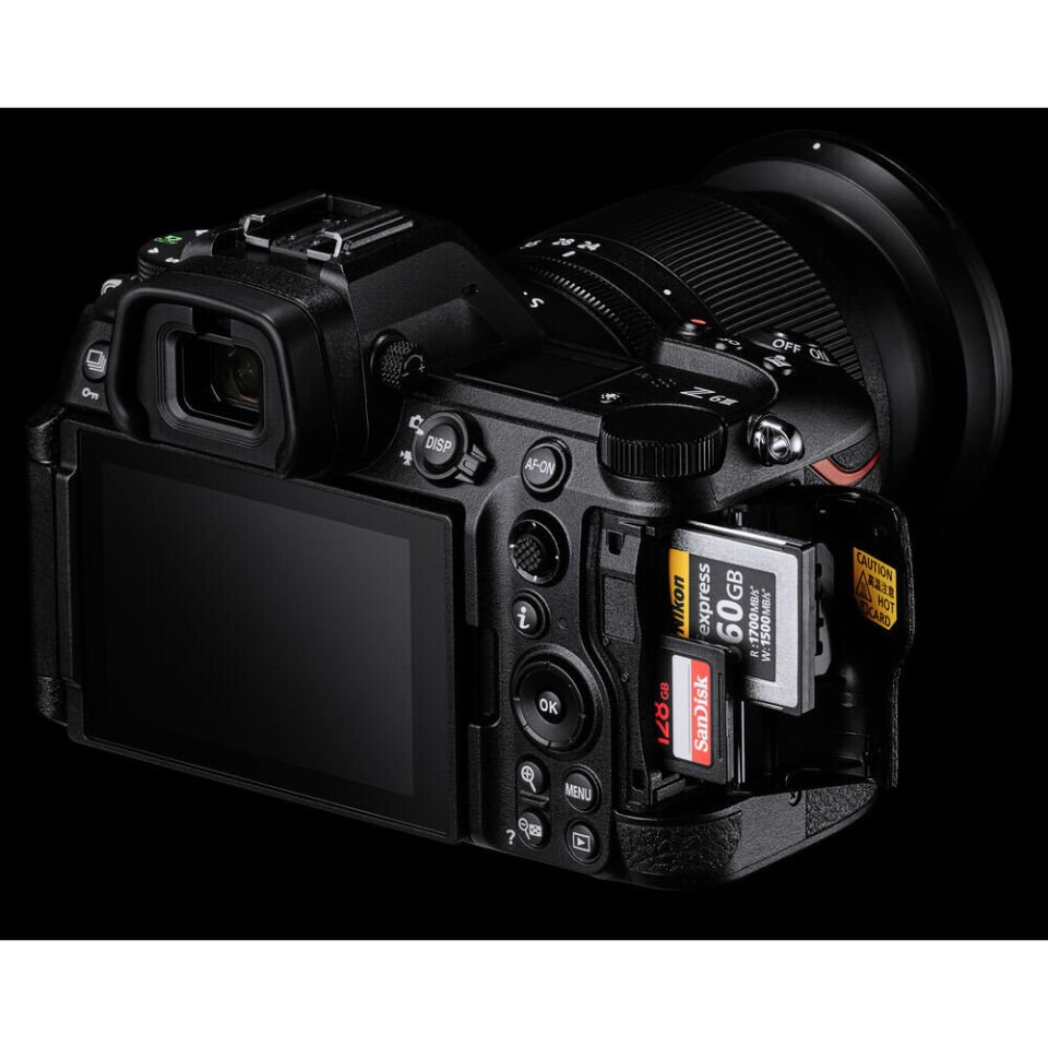Nikon Z6 III Body Aynasız Fotoğraf Makinesi (İthalatçı Garantili)