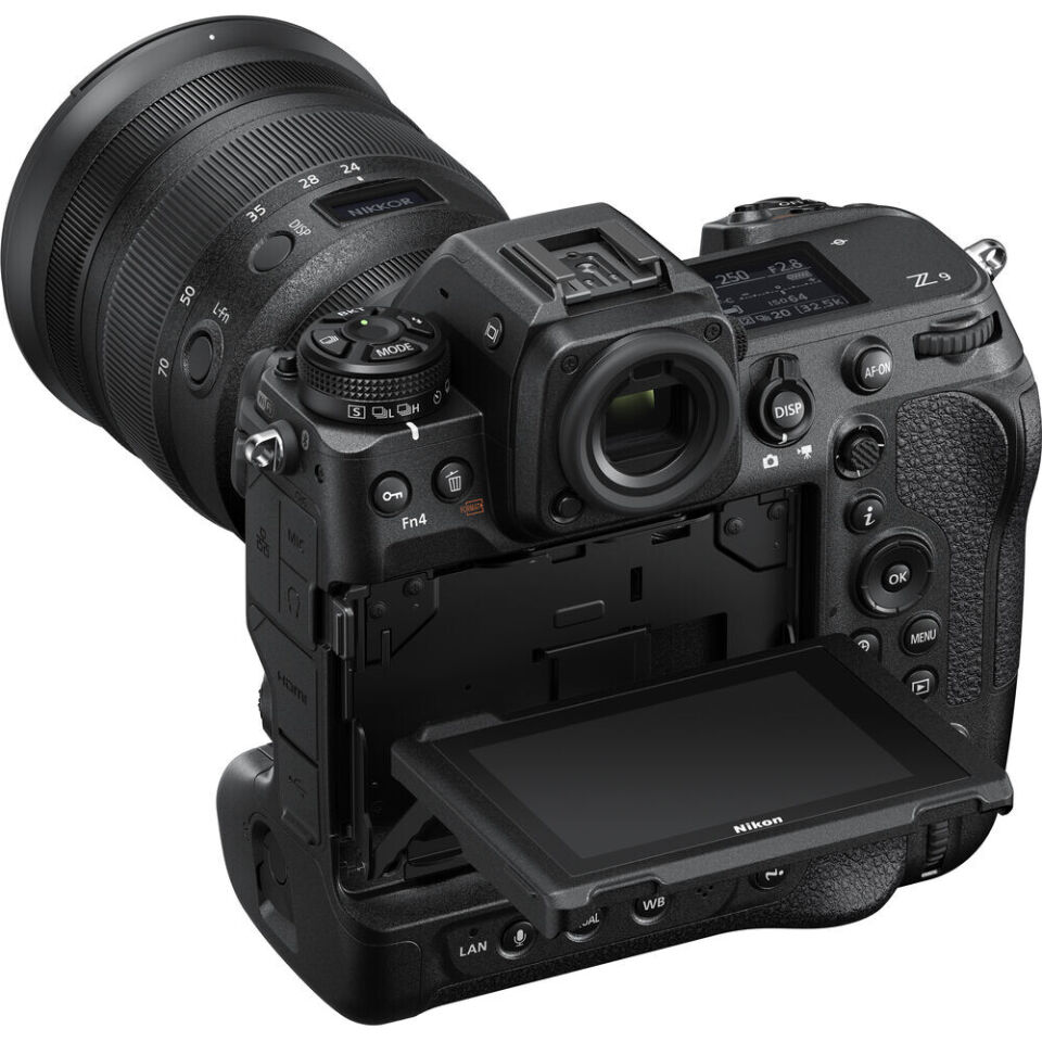 Nikon Z9 Body Aynasız Fotoğraf Makinesi (İthalatçı Garantili)