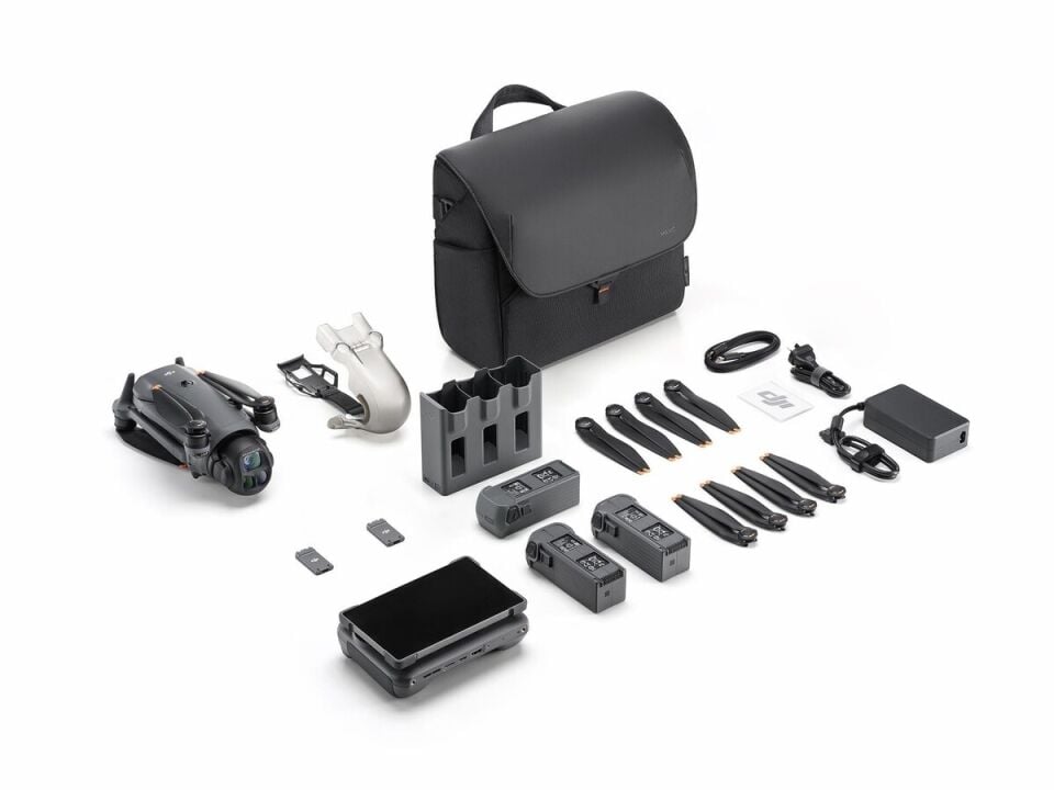 DJI Mavic 4 Pro Creator Combo RC Pro 2 Kumandalı Drone (İthalatçı Garantili)