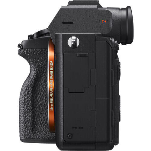 Sony A7R IVA Body Aynasız Fotoğraf Makinesi (İthalatçı Garantili)
