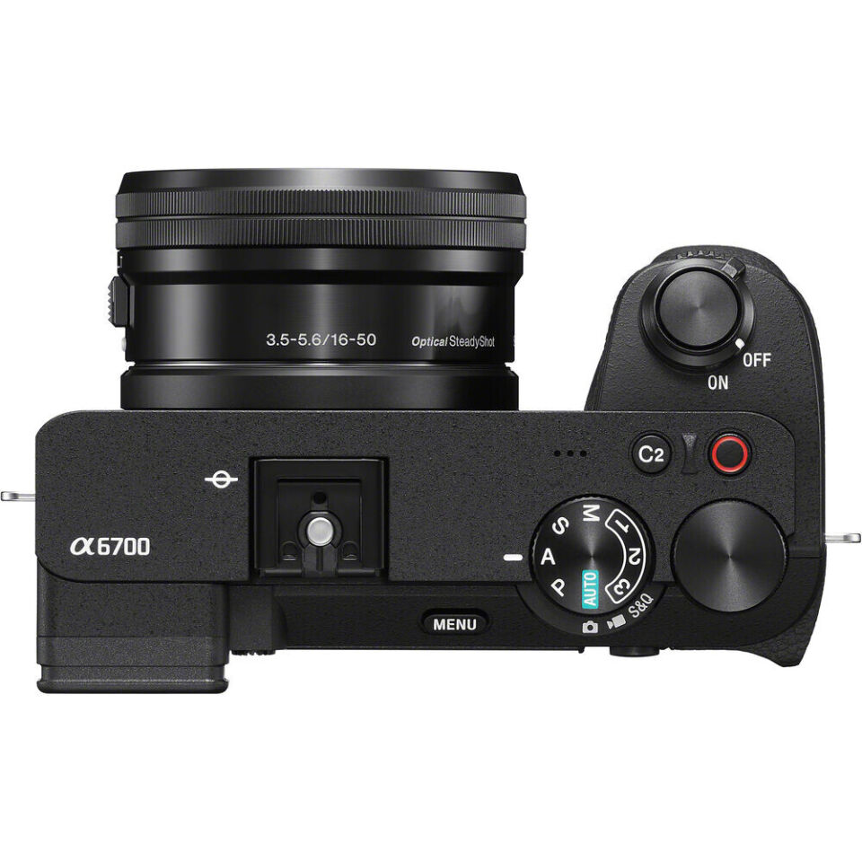 Sony A6700 + 16-50mm Lens Aynasız Fotoğraf Makinesi (İthalatçı Garantili)