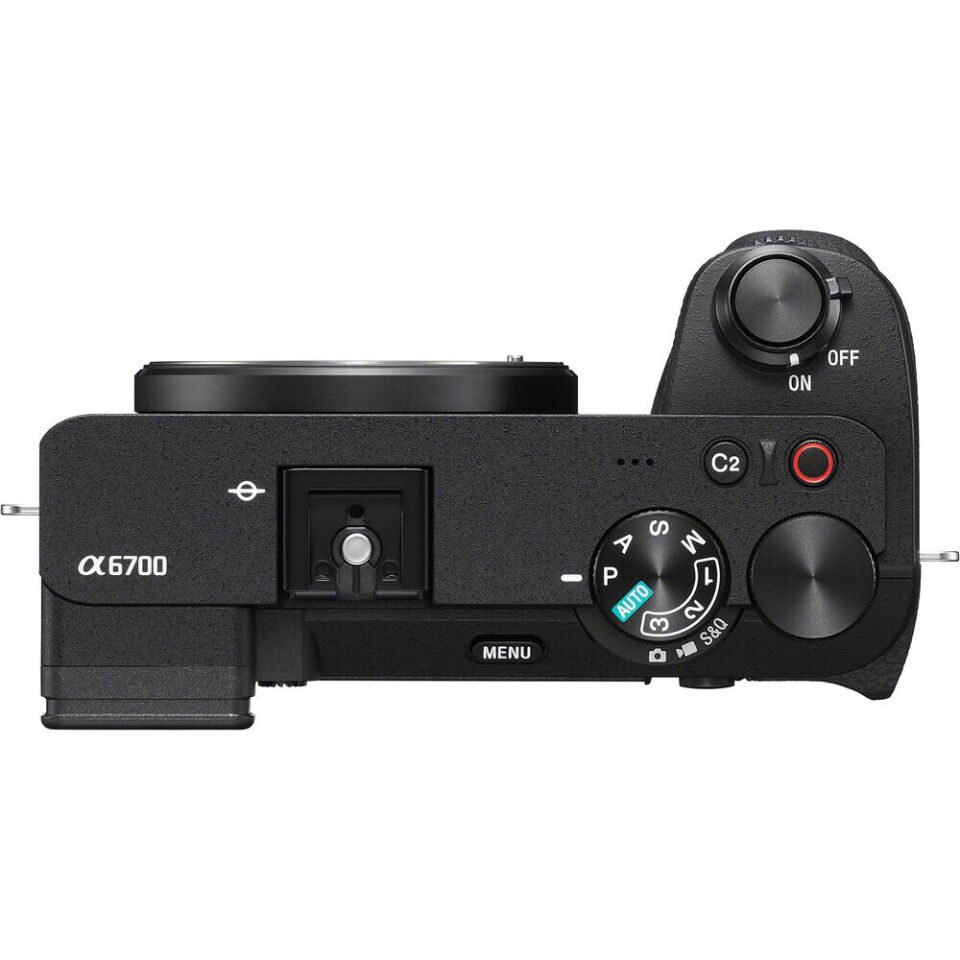 Sony A6700 + 16-50mm Lens Aynasız Fotoğraf Makinesi (İthalatçı Garantili)