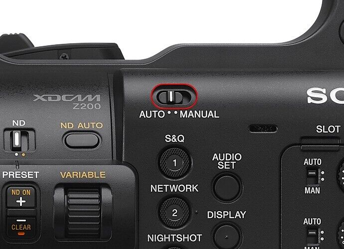 Sony PXW-Z200 4K Profesyonel Video Kamera (İthalatçı Garantili)