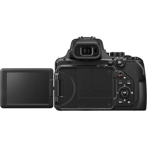 Nikon CoolPix P1100 Dijital Fotoğraf Makinesi (İthalatçı Garantili)