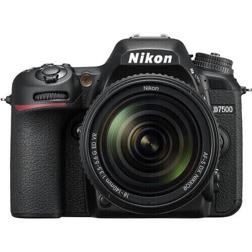 Nikon D7500 + 18-140mm Lens DSLR Fotoğraf Makinesi (İthalatçı Garantili)