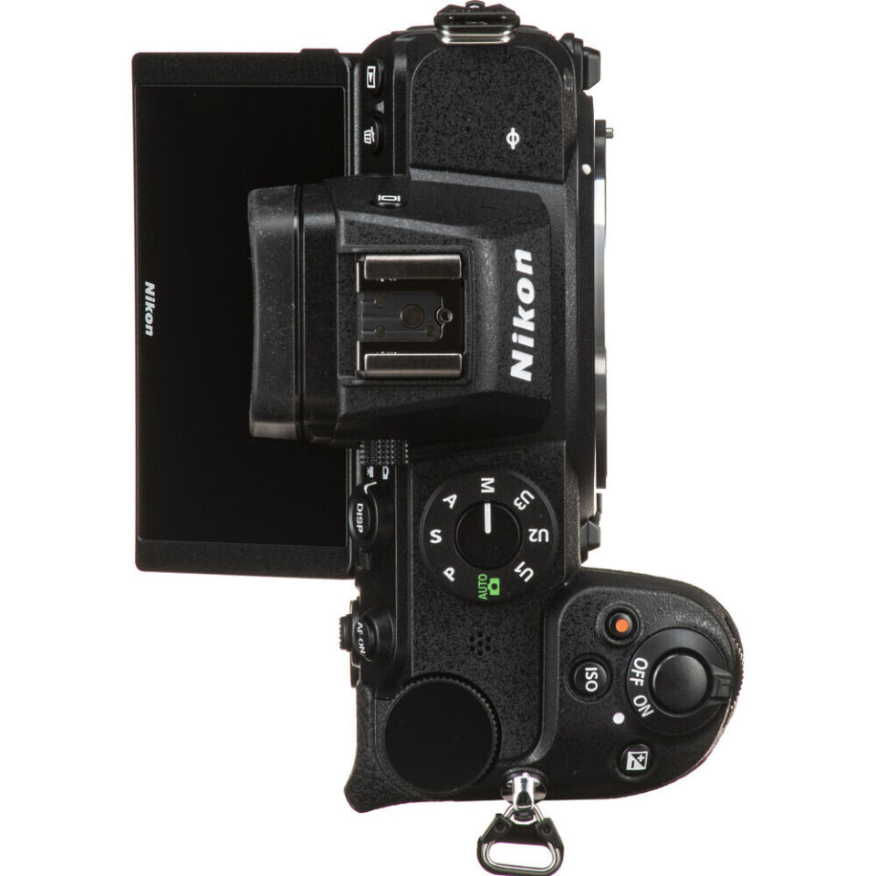 Nikon Z 5 Body Aynasız Fotoğraf Makinesi (İthalatçı Garantili)
